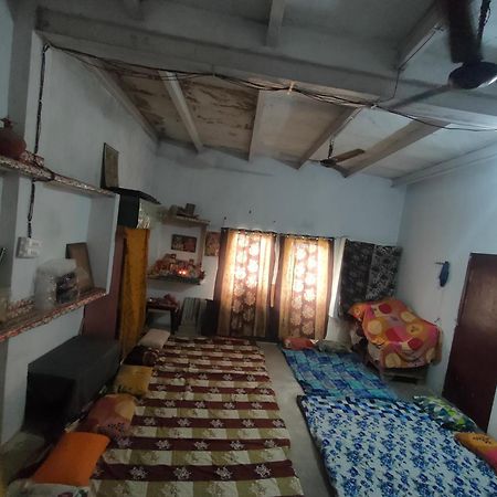 श्री बांके बिहारी सेवा धाम Hotel Vrindavan Bagian luar foto